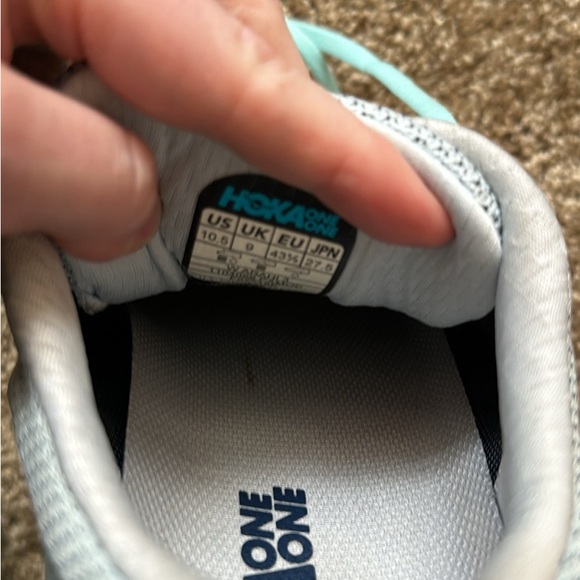 Hoka Arahi 3 Running Shoes - Picture 3 of 6